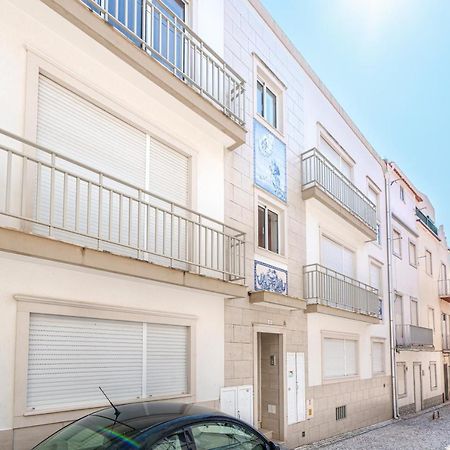 Charming Nazare Apartment-1 Minute To The Beach Εξωτερικό φωτογραφία
