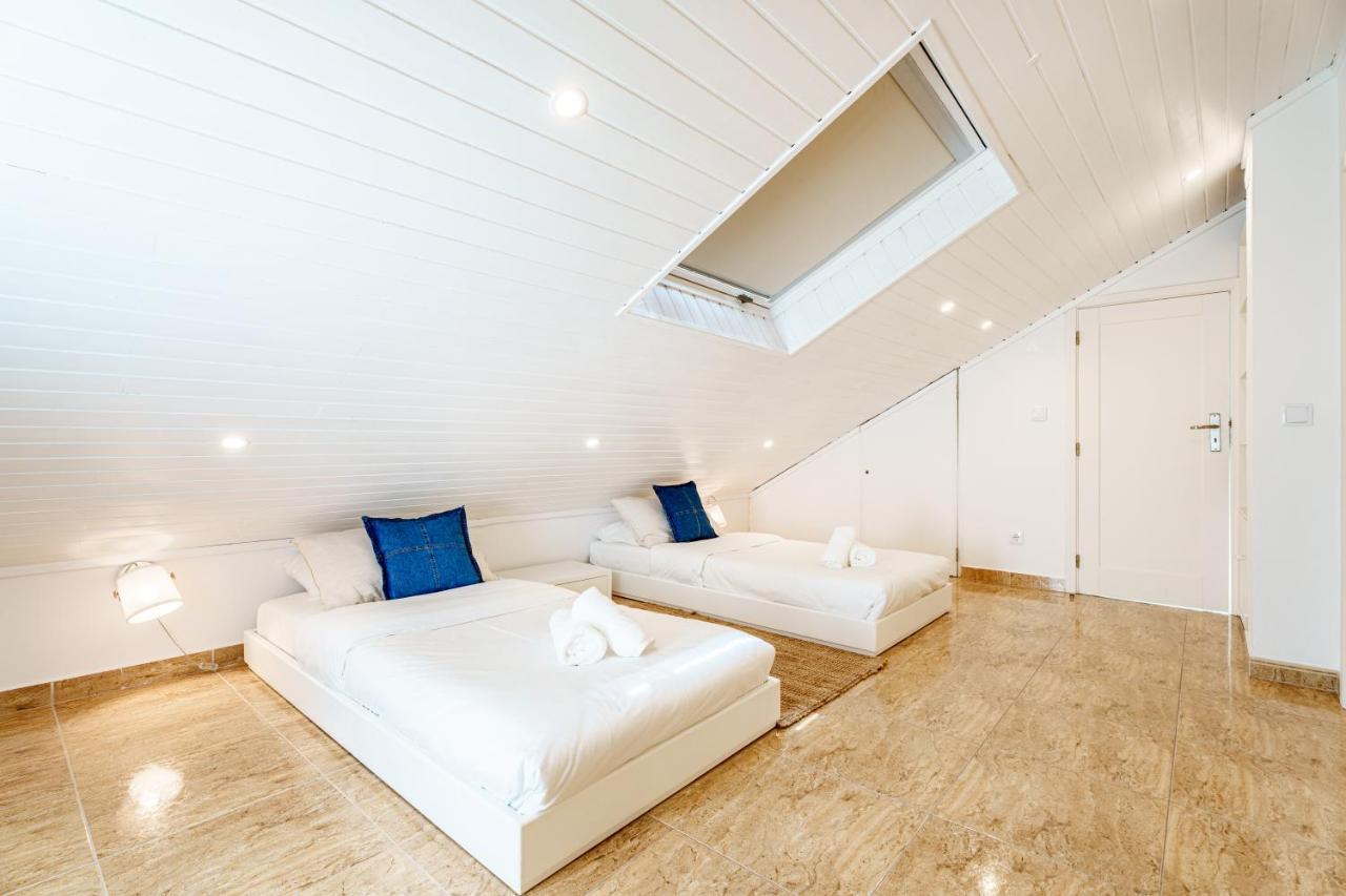 Charming Nazare Apartment-1 Minute To The Beach Εξωτερικό φωτογραφία