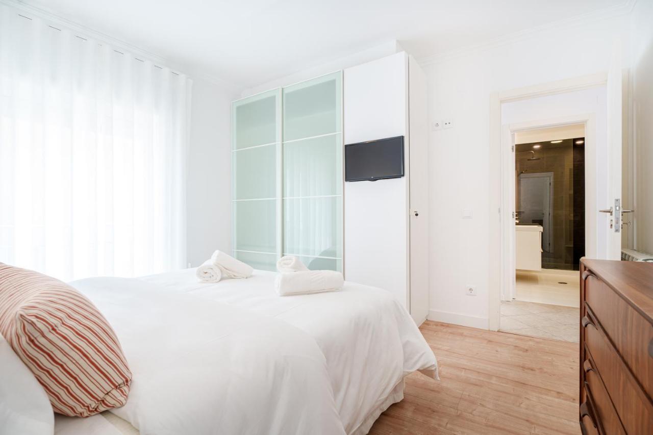 Charming Nazare Apartment-1 Minute To The Beach Εξωτερικό φωτογραφία