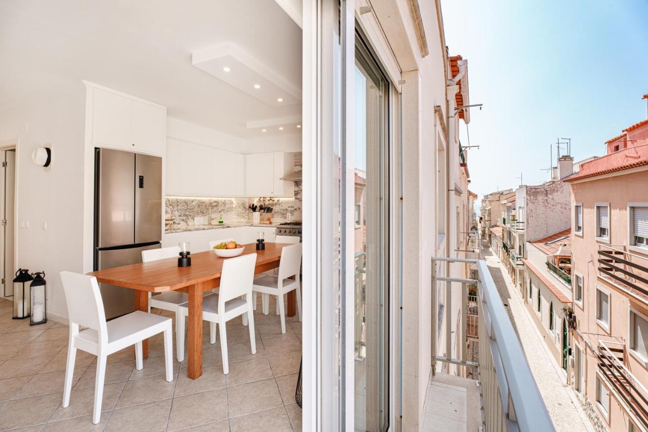 Charming Nazare Apartment-1 Minute To The Beach Εξωτερικό φωτογραφία