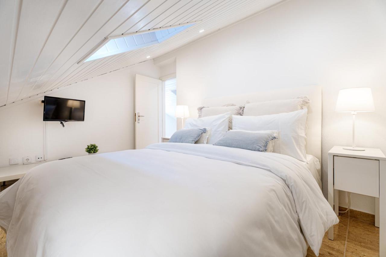 Charming Nazare Apartment-1 Minute To The Beach Εξωτερικό φωτογραφία